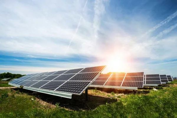 Veja como empresas de energia solar podem aproveitar incentivo até janeiro de 2023